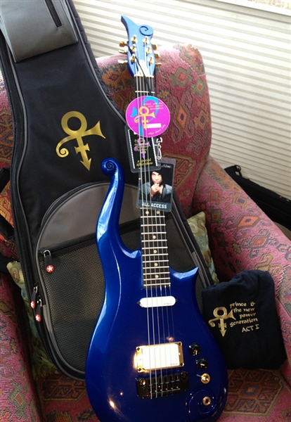 Prince Original Custom Made Replica Blue Angel Cloud Guitar